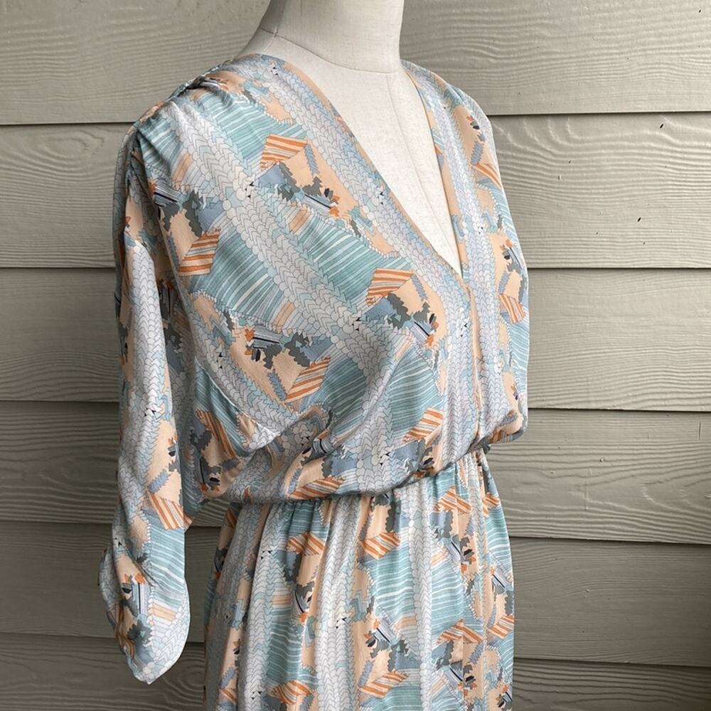Tucker Silk Geometric Print V neck Dress - Picture 5 of 13